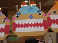 写真：大きな口の鬼のお面