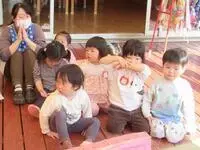 写真：応援する様子2