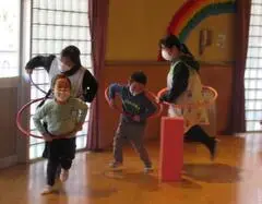 写真：フープの電車3