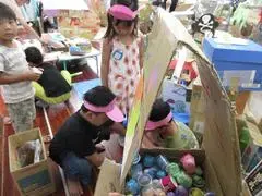 写真：色とりどりのアイス