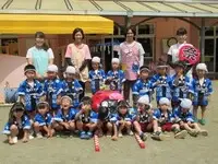 写真：子どもたちが並んだ集合写真