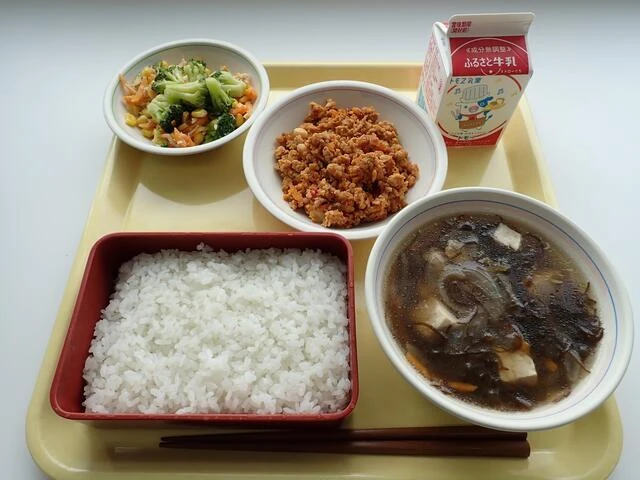 写真：9月4日（月曜）給食