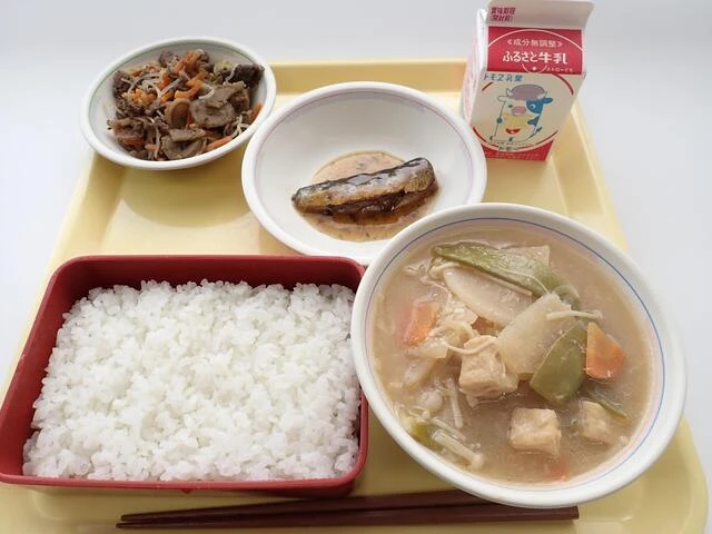 写真：6月5日（月曜）給食