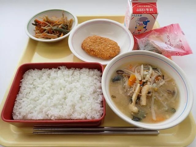 写真：4月13日（木曜）給食