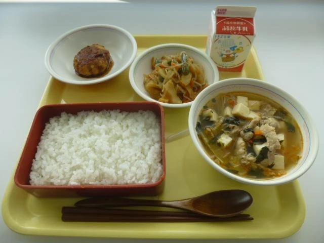 写真：2月8日（水曜）給食