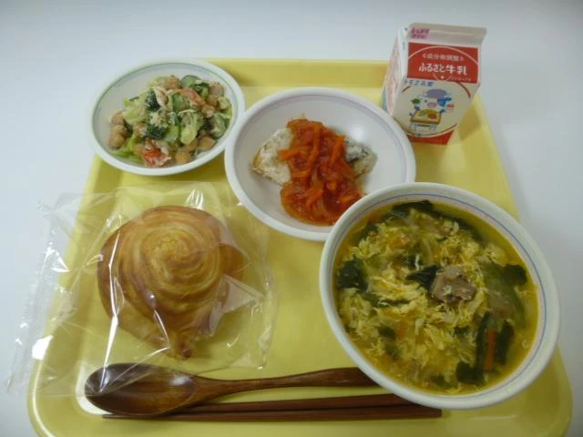 写真：12月1日（木曜）給食