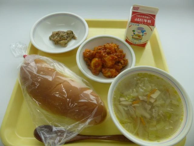 写真：12月6日（火曜）給食