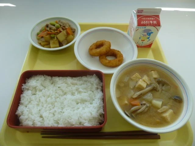 写真：12月8日（木曜）給食