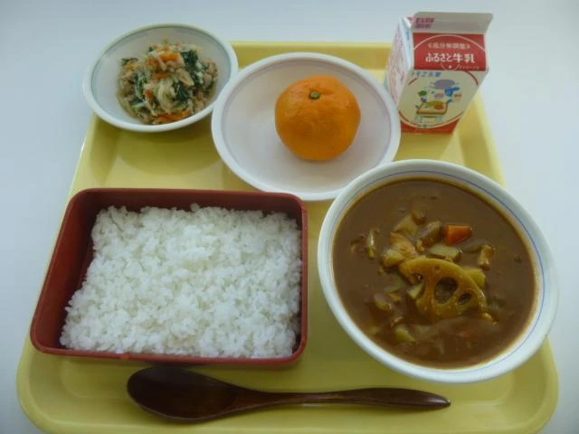 写真：12月19日（月曜）給食