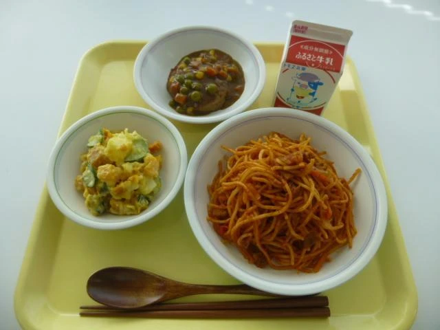 写真：11月17日（木曜）給食