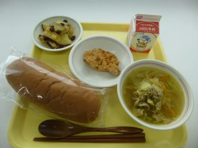写真：11月29日（火曜）給食