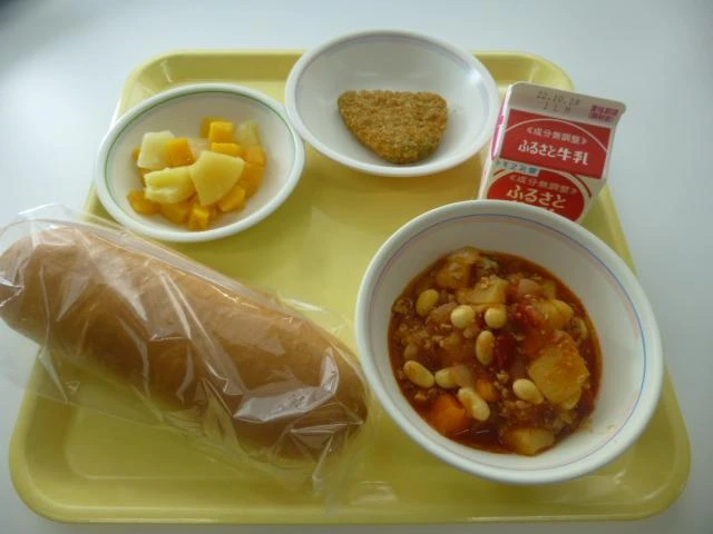 写真：10月18日（火曜）給食