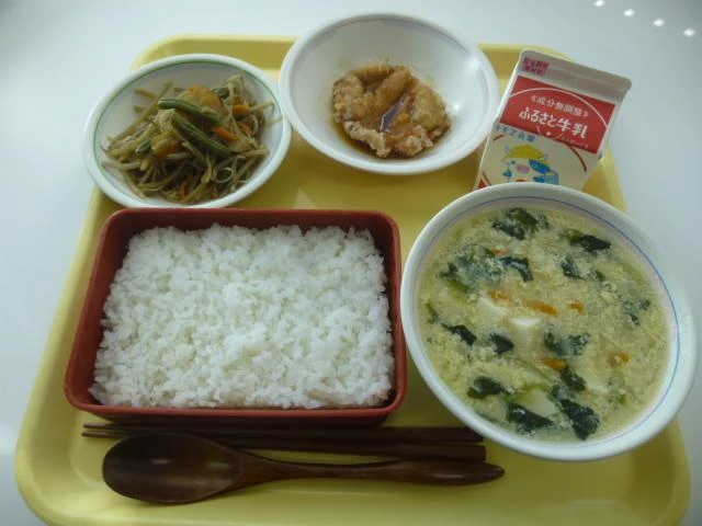 写真：10月31日（月曜）給食