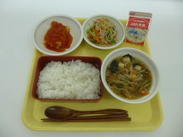 写真：7月4日（月曜）給食