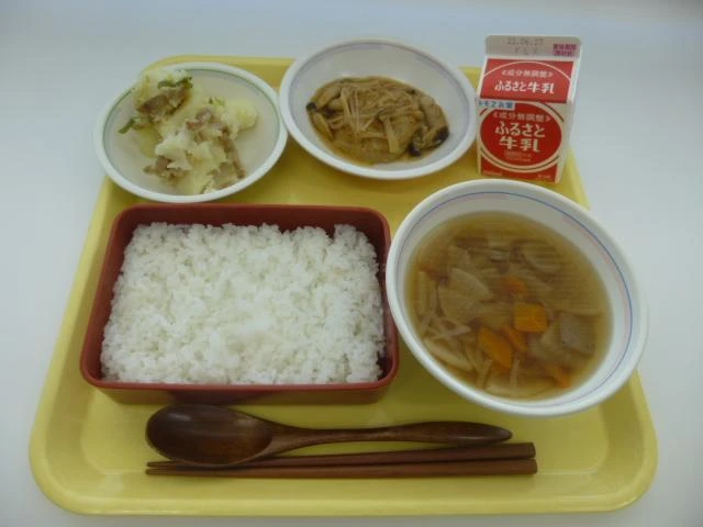 写真：6月13日（月曜）給食