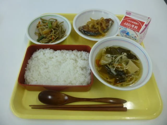 写真：5月18日（水曜）給食