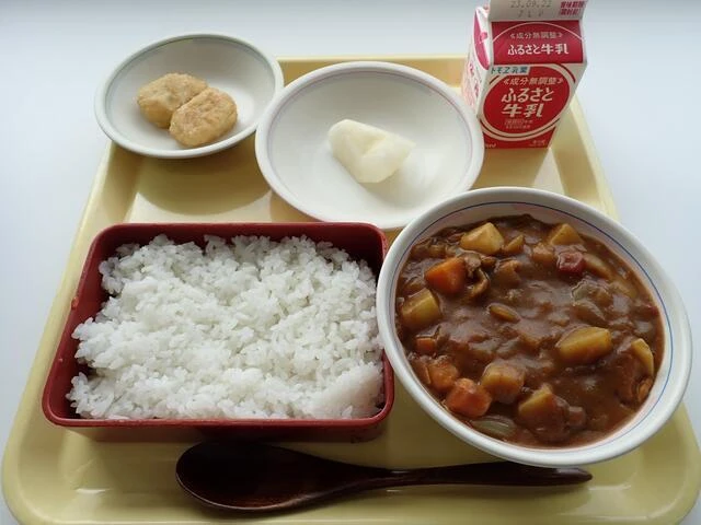 写真：9月12日（火曜）給食