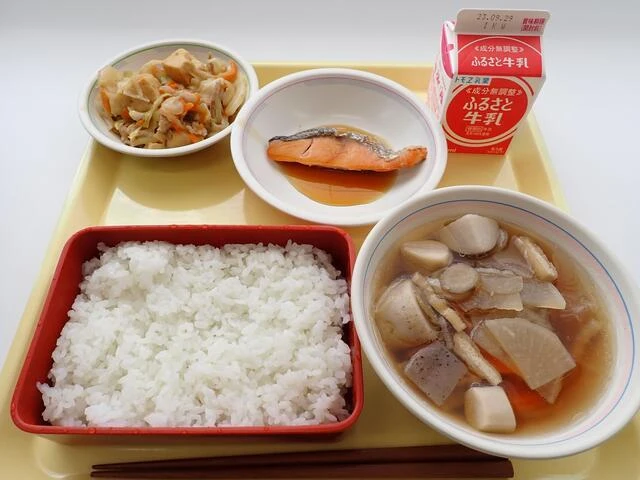 写真：9月19日（火曜）給食