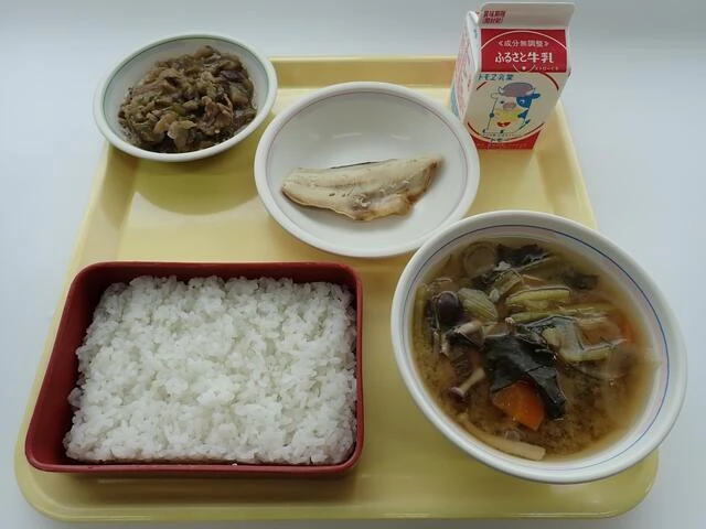 写真：6月12日（月曜）給食
