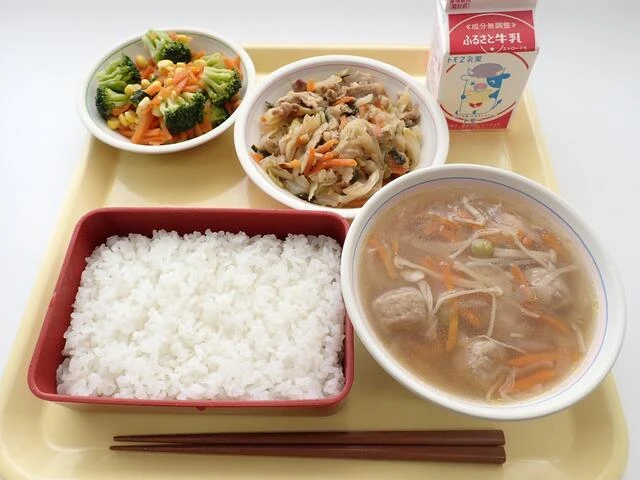 写真：6月5日（月曜）給食