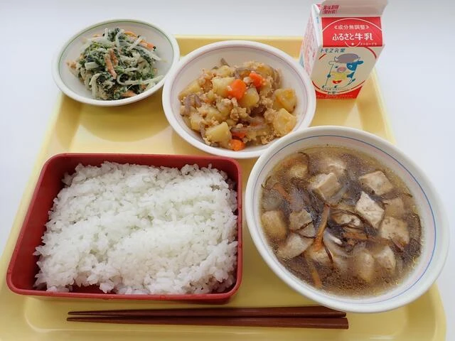 写真：5月10日（水曜）給食