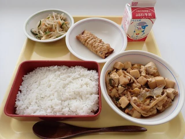 写真：4月25日（火曜）給食