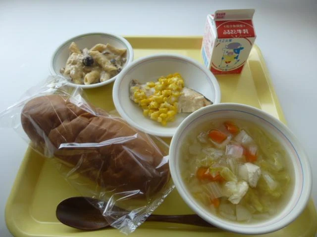 写真：3月10日（金曜）給食