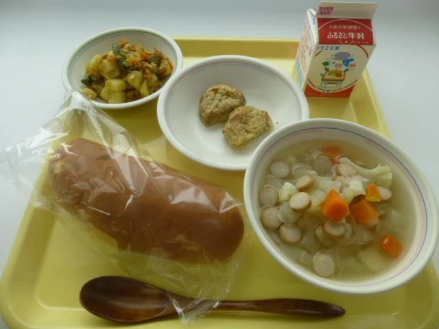 写真：2月24日（金曜）給食