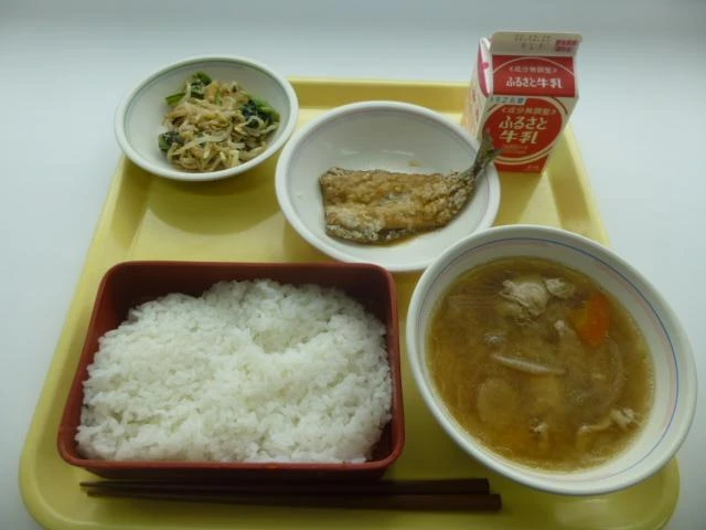 写真：12月13日（火曜）給食