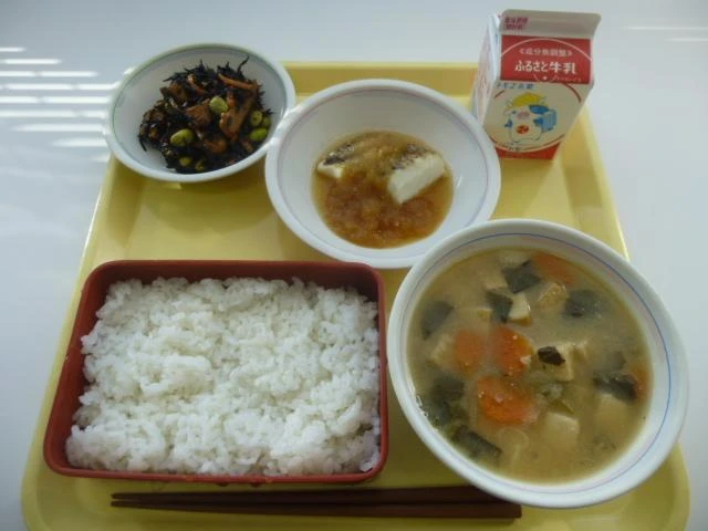 写真：12月20日（火曜）給食