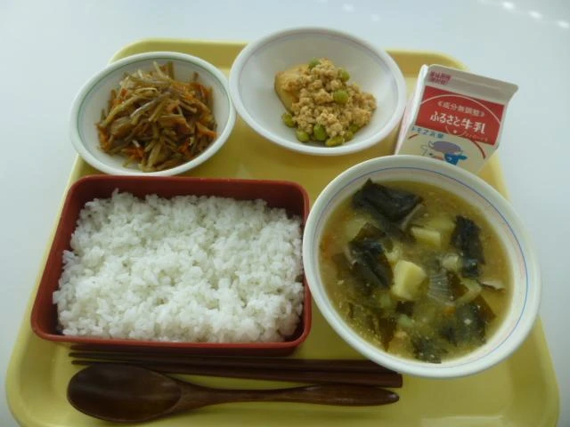 写真：11月17日（木曜）給食