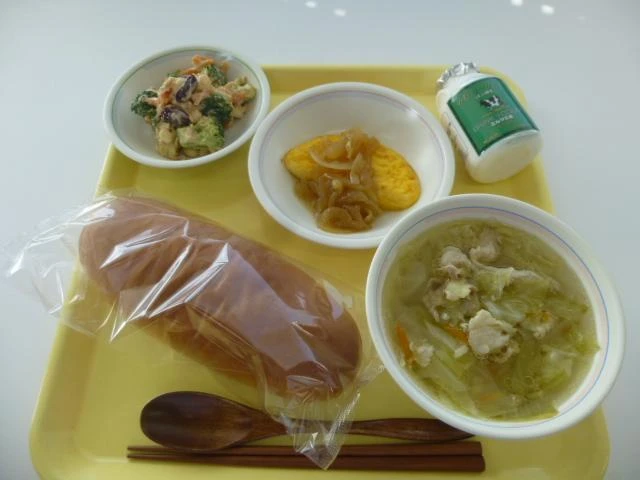 写真：11月18日（金曜）給食