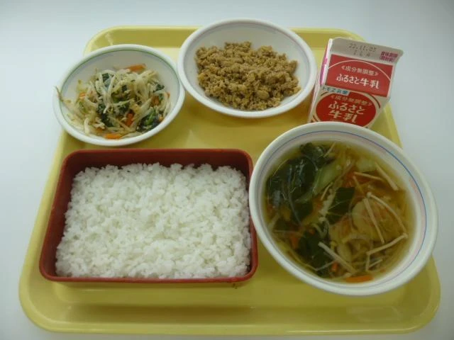 写真：10月24日（月曜）給食
