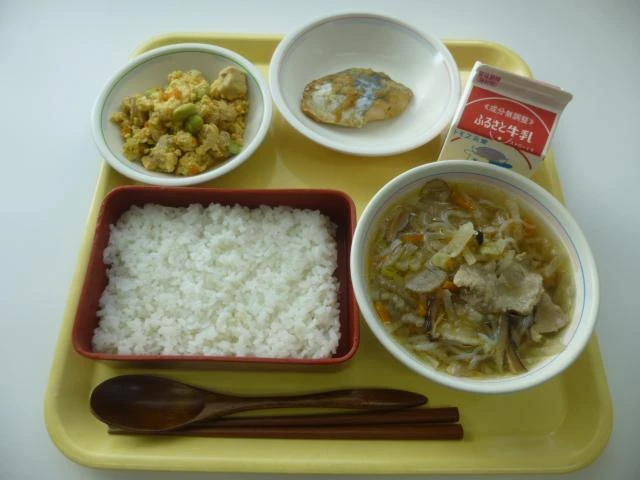写真：10月27日（木曜）給食