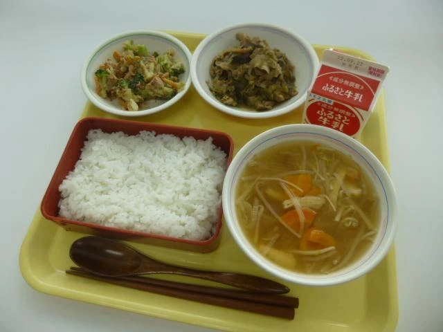 写真：9月13日（火曜）給食