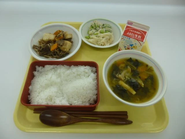写真：6月15日（水曜）給食