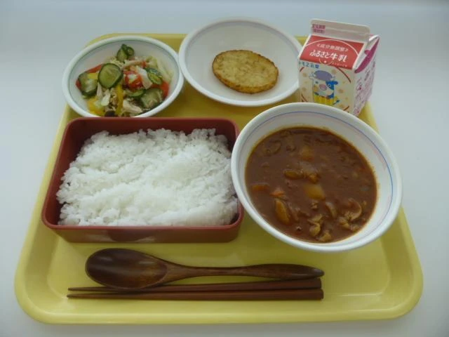 写真：5月30日（月曜）給食