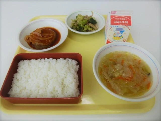 写真：4月25日（月曜）給食