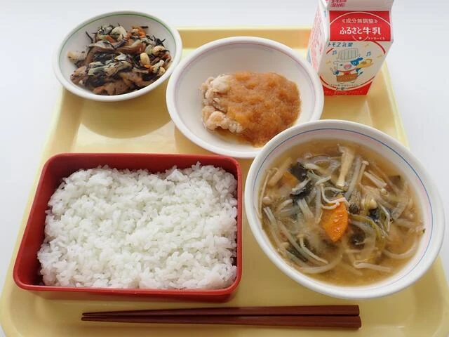 写真：7月11日（火曜）給食