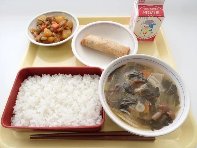 写真：6月5日（月曜）給食