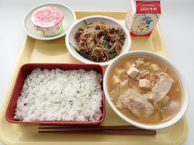 写真：6月6日（火曜）給食