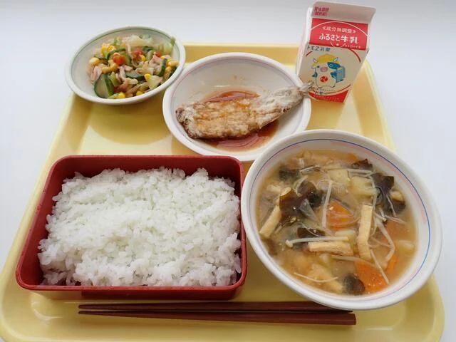 写真：5月11日（木曜）給食