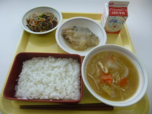 写真：2月6日（月曜）給食