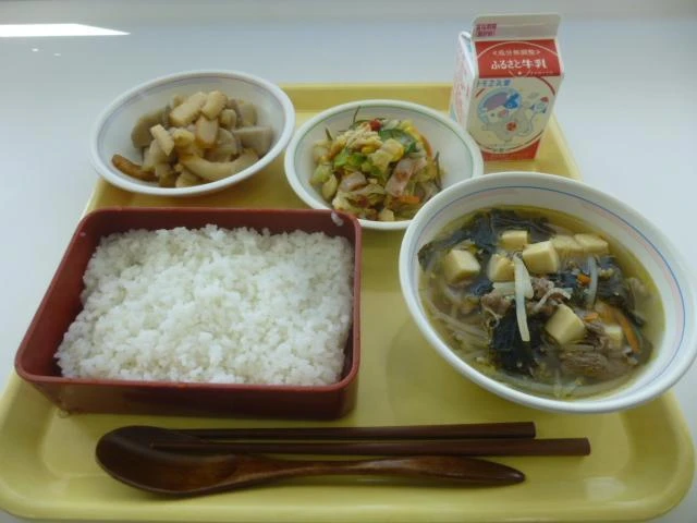 写真：2月9日（木曜）給食