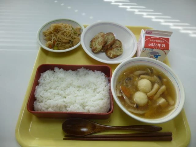 写真：11月17日（木曜）給食