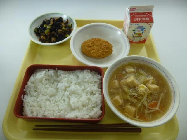 写真：11月29日（火曜）給食