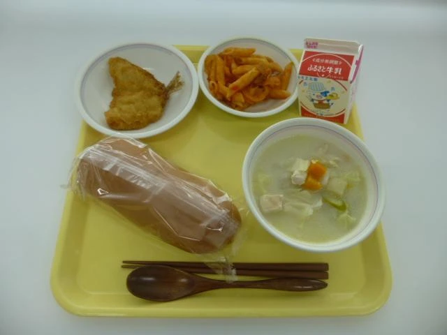 写真：6月15日（水曜）給食