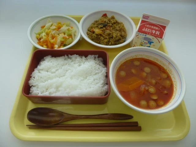 写真：5月30日（月曜）給食