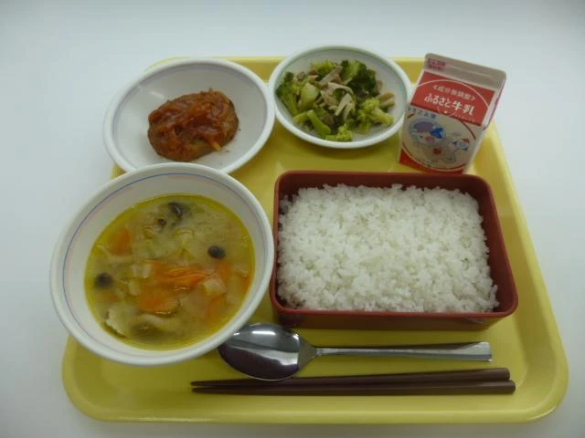 写真：4月18日（月曜）給食