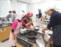 写真：ヘルシークッキング教室の開催の様子